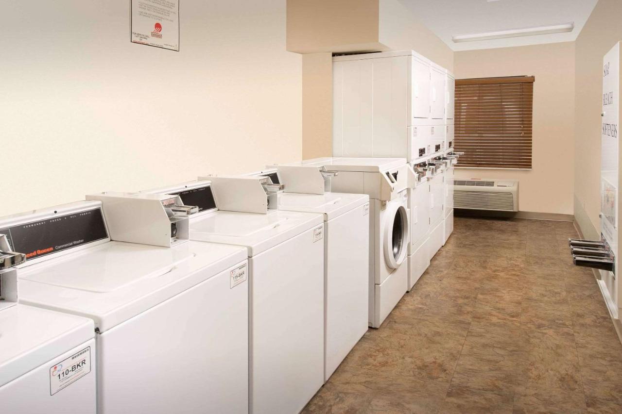 Woodspring Suites San Antonio North Live Oak I-35 Eksteriør billede