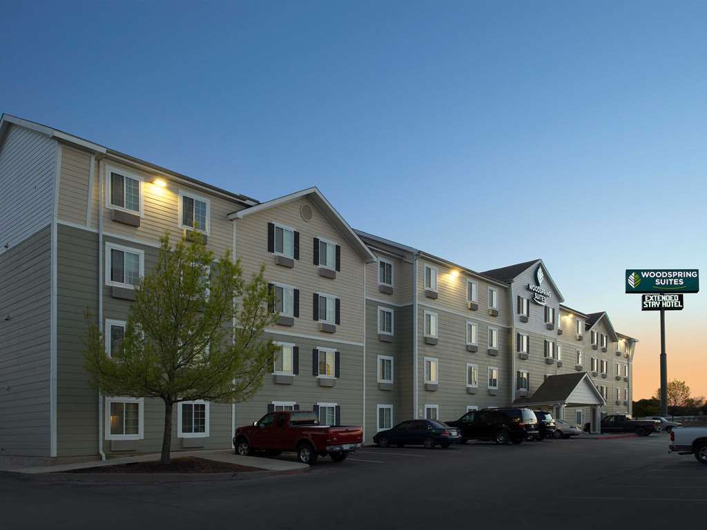Woodspring Suites San Antonio North Live Oak I-35 Eksteriør billede