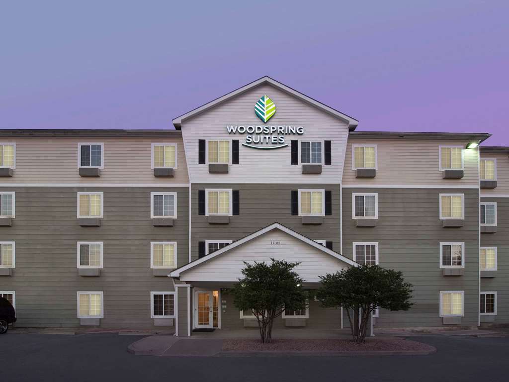 Woodspring Suites San Antonio North Live Oak I-35 Eksteriør billede